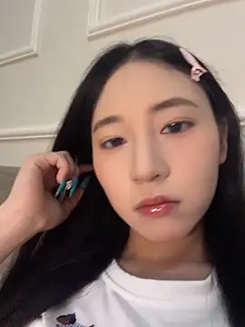 shishi0688 online show from May 10, 2026, 3:06 pm