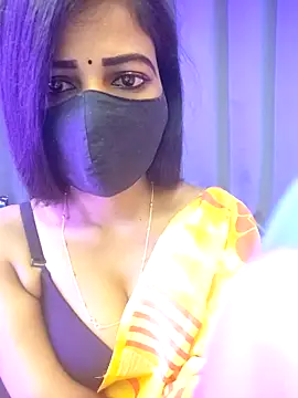 Misss-julli online show from February 16, 2026, 8:10 am