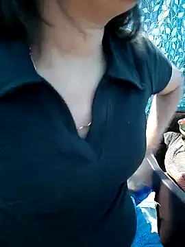 Vaani Actress online show from April 8, 2026, 4:40 pm