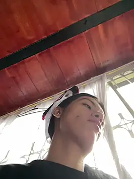 LiaCollings online show from February 16, 2026, 11:50 am