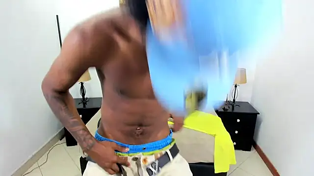 maikol monstercock online show from September 14, 2025, 4:11 am