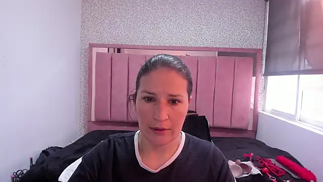 Snapshot of Barbara_fox__ chatting on July 13, 2026, 12:08 pm Barbara fox online show from July 13, 2026, 12:08 pm