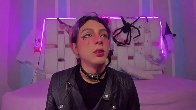 MilkWhore1 online show from October 29, 2025, 8:21 pm