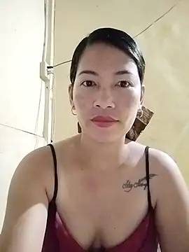 wildxxxGia online show from September 24, 2025, 4:10 pm