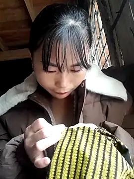 Sunyinn online show from October 29, 2025, 12:35 am