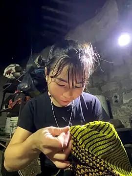 Sunyinn online show from November 9, 2025, 1:48 am