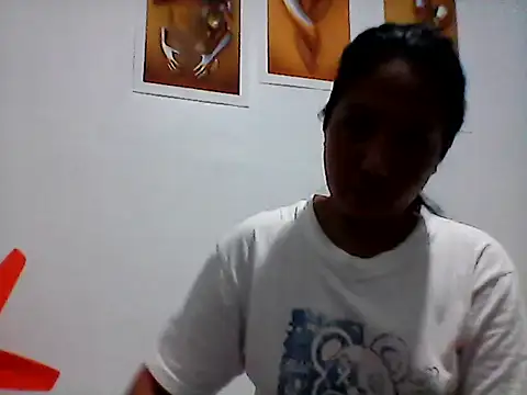 nhayasquirt online show from September 18, 2025, 9:50 pm