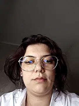 Snapshot of LadyNora chatting on April 17, 2026, 4:10 pm LadyNora online show from April 17, 2026, 4:10 pm