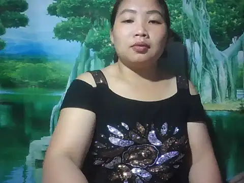 PhamPhung online show from September 9, 2025, 11:04 pm
