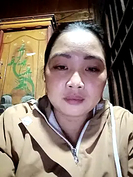 PhamPhung online show from November 4, 2025, 11:20 am