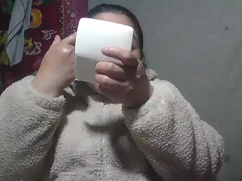 PhamPhung online show from November 30, 2025, 1:37 pm