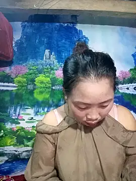 PhamPhung online show from February 6, 2026, 3:26 pm