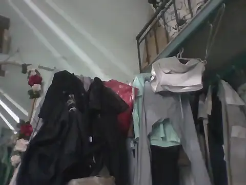 Snapshot of Boy_kuto77 chatting on January 15, 2026, 2:38 am Boy kuto77 online show from January 15, 2026, 2:38 am