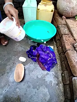 RAYI Queen 3 online show from November 23, 2025, 7:08 am