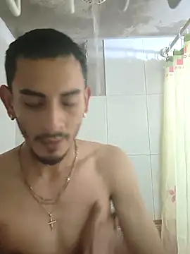 Exlifer online show from April 18, 2026, 3:43 am