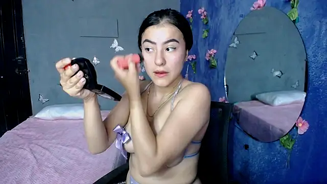 Karina sweet1 online show from October 23, 2025, 4:50 pm