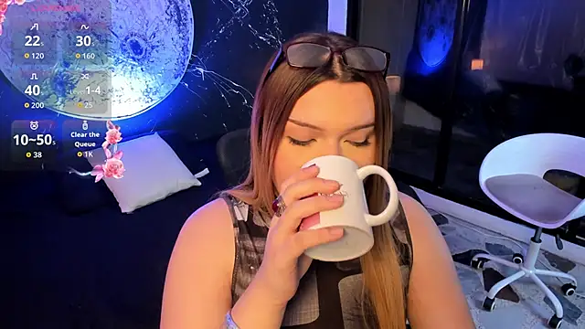 Maxxxine1 online show from October 7, 2025, 1:36 am