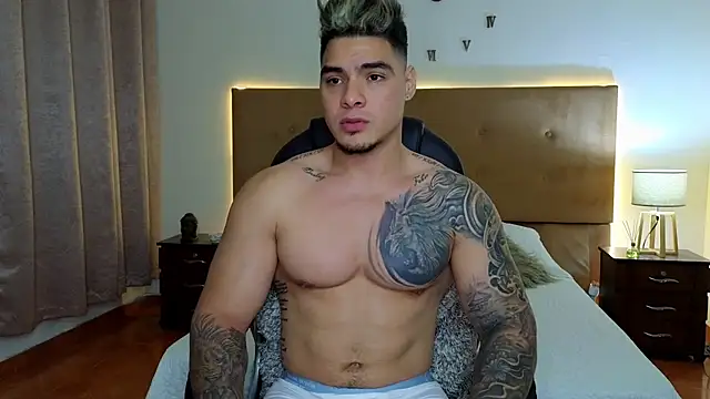 Snapshot of Steven_Velez chatting on September 28, 2025, 1:00 am Steven Velez online show from September 28, 2025, 1:00 am