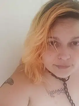 Snapshot of Jynxthefoxyfuck chatting on September 18, 2025, 2:41 pm Jynxthefoxyfuck online show from September 18, 2025, 2:41 pm