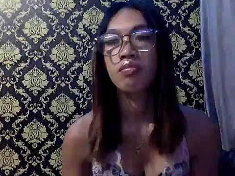 your wifey online show from September 24, 2025, 12:08 pm