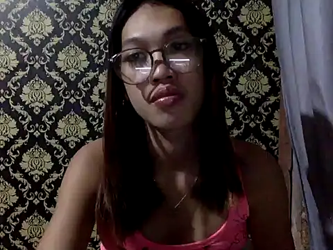 your wifey online show from October 5, 2025, 12:03 pm