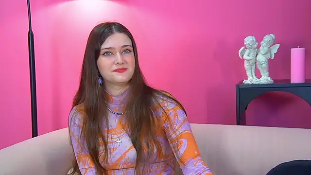 JessicaJewells online show from February 3, 2026, 6:22 am