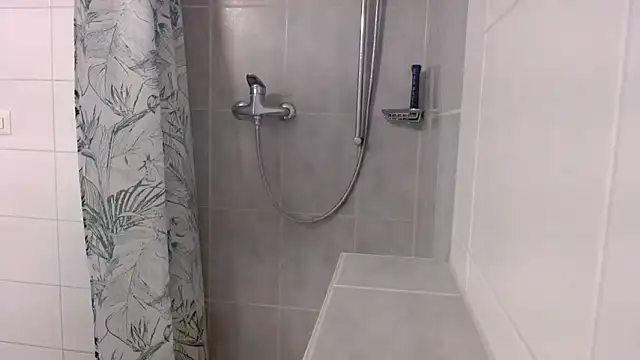 Hijuga online show from September 17, 2025, 9:00 am