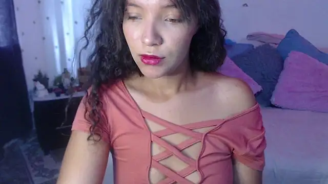 mia blue01 online show from September 27, 2025, 5:18 pm