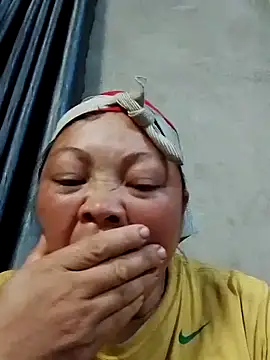 MaySweetb online show from September 11, 2025, 2:50 pm