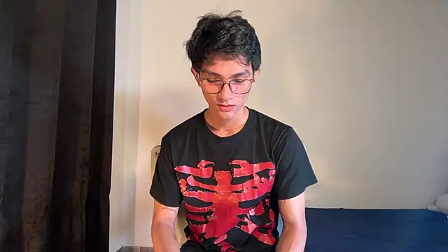 Snapshot of Angel_bunny2 chatting on November 14, 2025, 3:16 am Angel bunny2 online show from November 14, 2025, 3:16 am