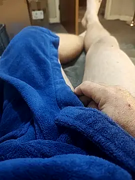 Snapshot of hubbyfun19 chatting on March 2, 2026, 4:58 am hubbyfun19 online show from March 2, 2026, 4:58 am