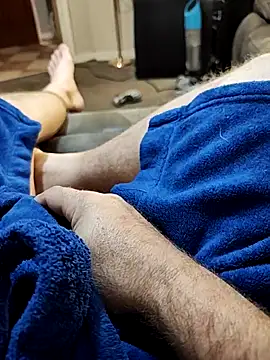 Snapshot of hubbyfun19 chatting on March 12, 2026, 5:57 am hubbyfun19 online show from March 12, 2026, 5:57 am