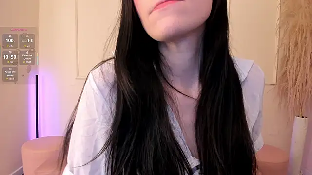 Snapshot of Lilily_lv chatting on November 17, 2025, 12:22 pm Lilily lv online show from November 17, 2025, 12:22 pm