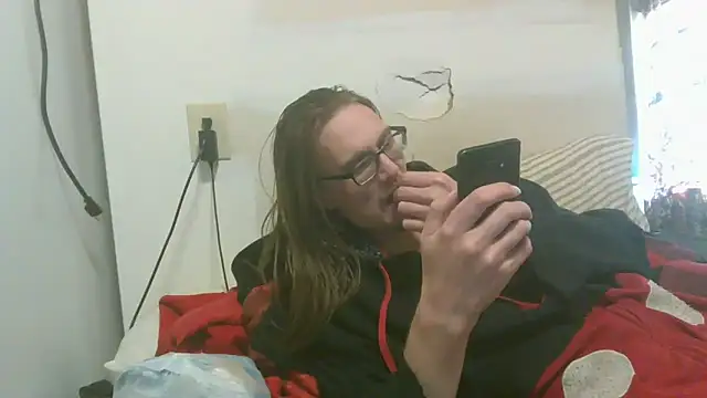 Snapshot of dandonn chatting on February 9, 2026, 5:06 pm dandonn online show from February 9, 2026, 5:06 pm