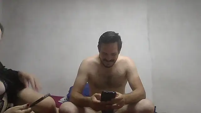 strawberry ana online show from January 9, 2026, 3:31 am