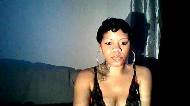 vexyrae online show from October 23, 2025, 8:24 am