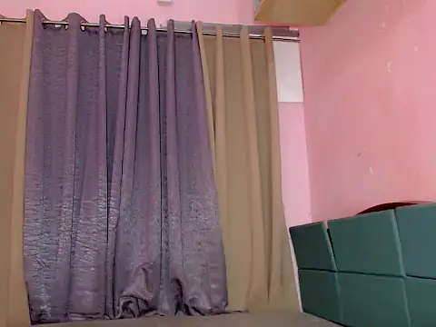 Snapshot of fallen_angel08 chatting on September 13, 2025, 4:01 am fallen angel08 online show from September 13, 2025, 4:01 am