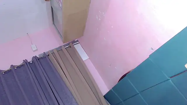 Snapshot of fallen_angel08 chatting on November 11, 2025, 10:04 am fallen angel08 online show from November 11, 2025, 10:04 am