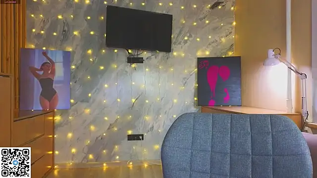 miss bubbles  online show from December 16, 2025, 12:48 am