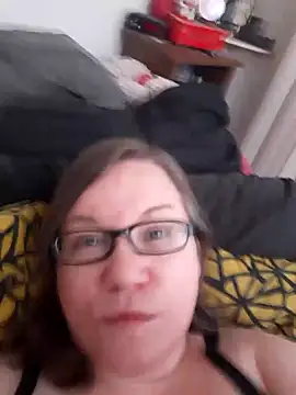 AnniDiMoni online show from November 14, 2025, 5:28 am