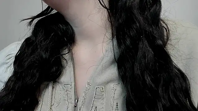 Snapshot of snow_doll chatting on October 22, 2025, 3:23 pm snow doll online show from October 22, 2025, 3:23 pm