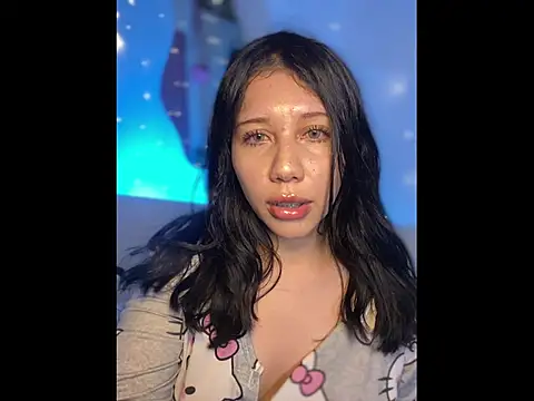 snow doll online show from January 15, 2026, 10:46 pm