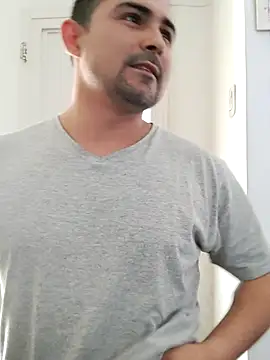 Bradd 32 online show from September 14, 2025, 6:29 pm