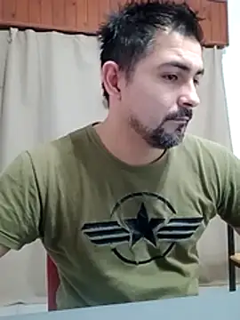 Bradd 32 online show from July 15, 2026, 11:37 am