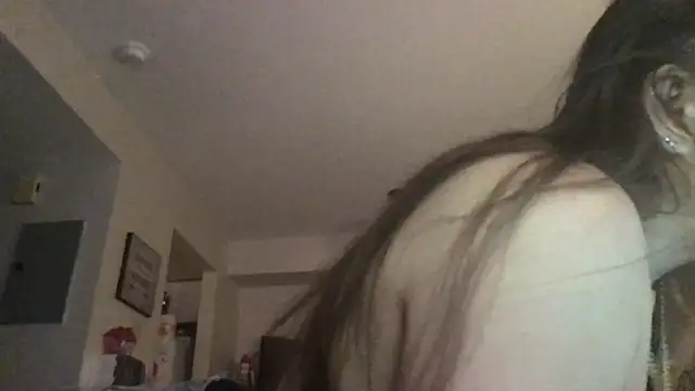 Snapshot of thedevinemama chatting on February 2, 2026, 2:32 am thedevinemama online show from February 2, 2026, 2:32 am