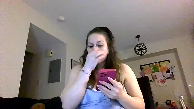 Snapshot of thedevinemama chatting on February 22, 2026, 2:56 am thedevinemama online show from February 22, 2026, 2:56 am