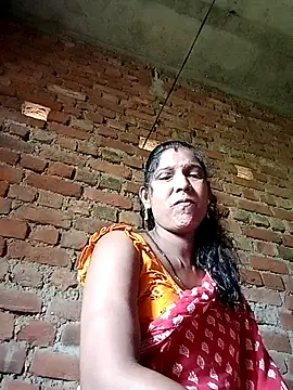 Snapshot of Savita992 chatting on September 17, 2025, 6:15 am Savita992 online show from September 17, 2025, 6:15 am