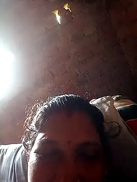 Snapshot of Savita992 chatting on September 18, 2025, 6:26 am Savita992 online show from September 18, 2025, 6:26 am
