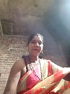 Snapshot of Savita992 chatting on September 19, 2025, 3:45 pm Savita992 online show from September 19, 2025, 3:45 pm