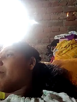 Snapshot of Savita992 chatting on October 20, 2025, 4:57 am Savita992 online show from October 20, 2025, 4:57 am